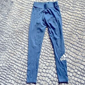 Adidas leggings - EUC - size XS Skinny